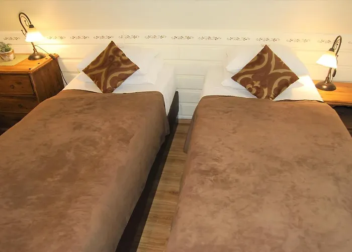 Hansalinn 3* Пярну