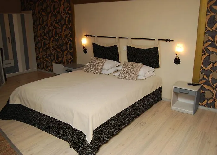 Hansalinn 3* Пярну