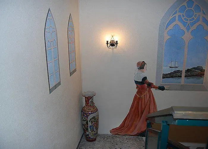 Отель Hansalinn